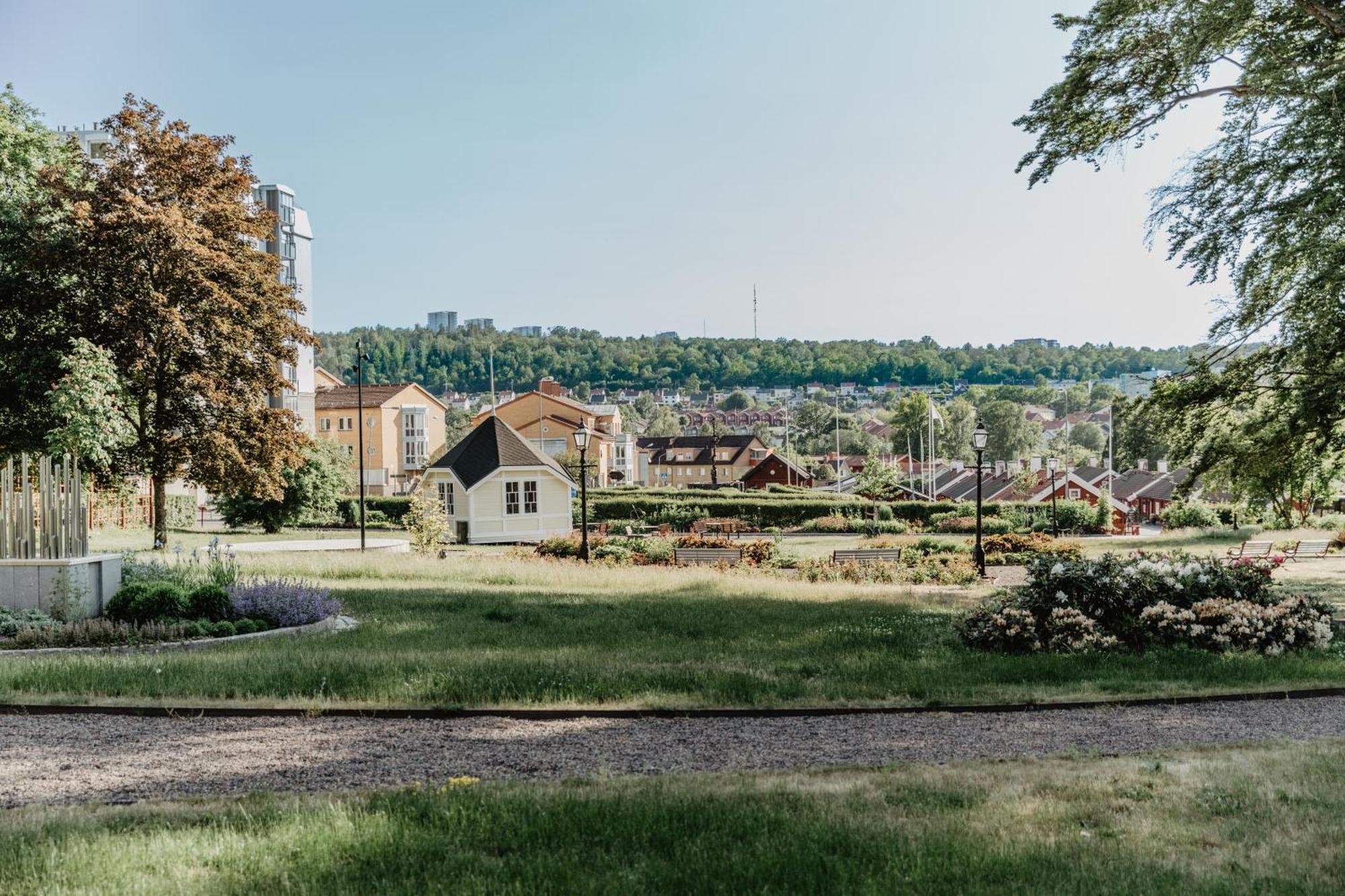 Hotel Slottsvillan Huskvarna Εξωτερικό φωτογραφία