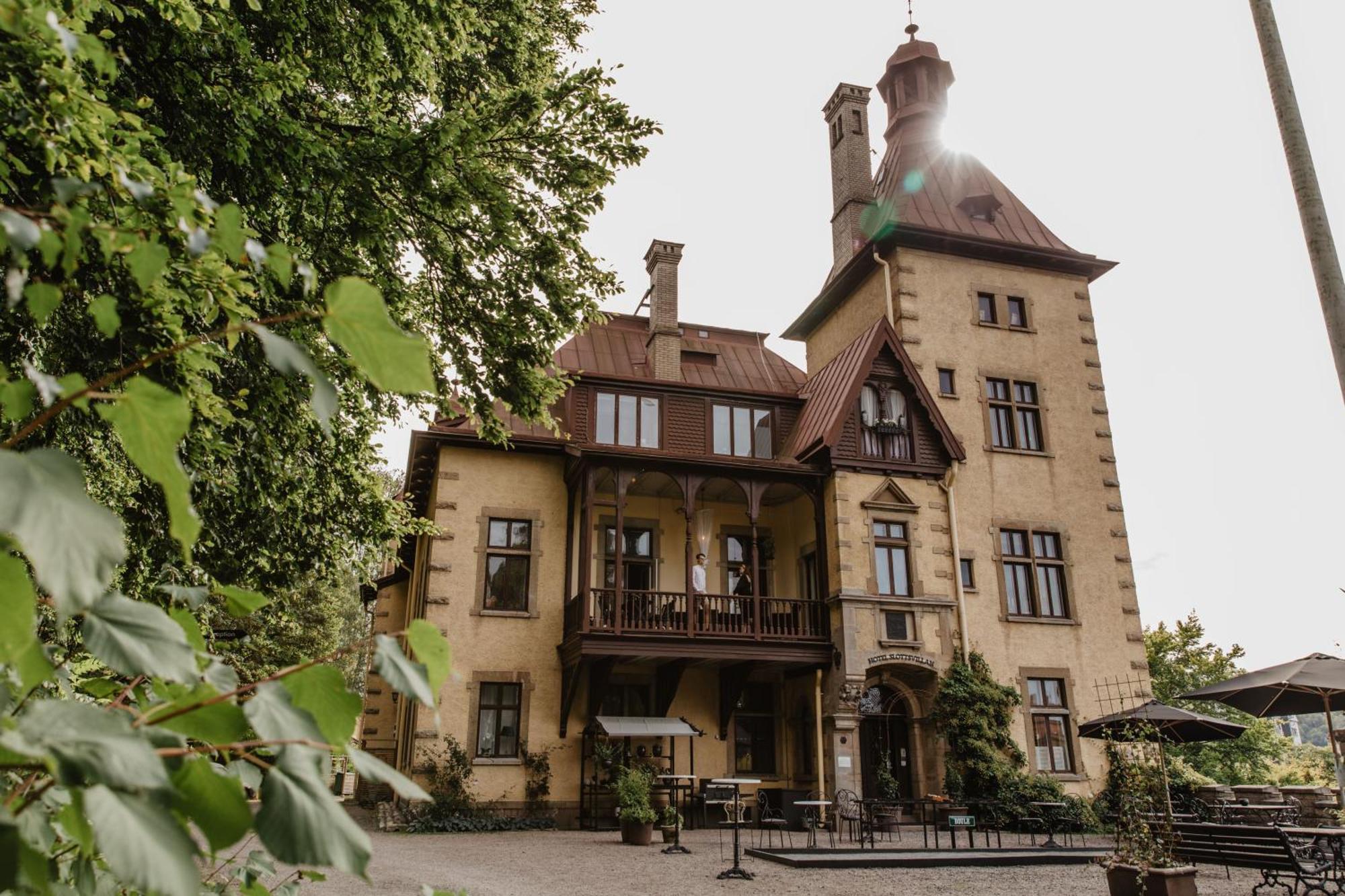 Hotel Slottsvillan Huskvarna Εξωτερικό φωτογραφία