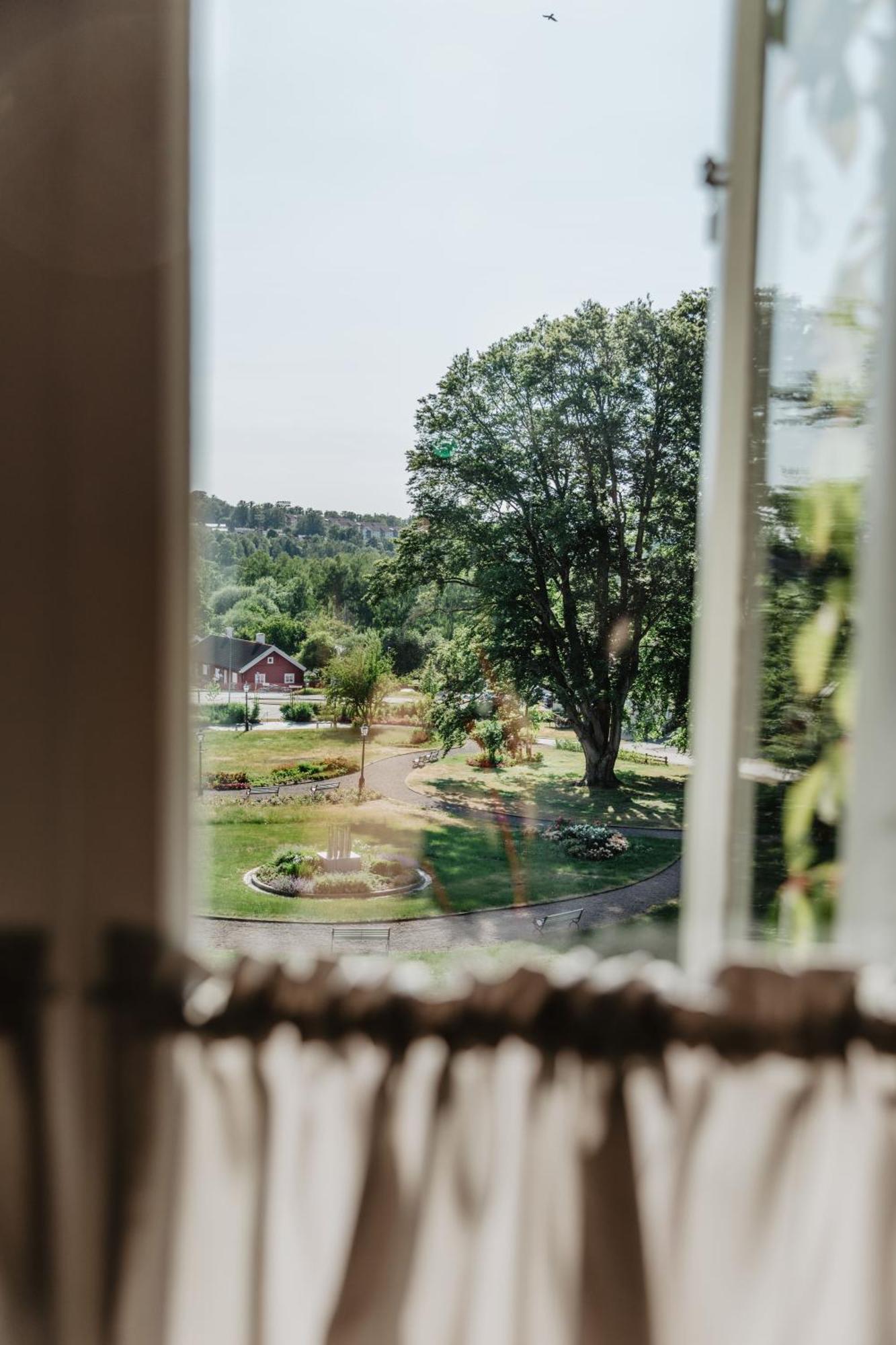 Hotel Slottsvillan Huskvarna Εξωτερικό φωτογραφία